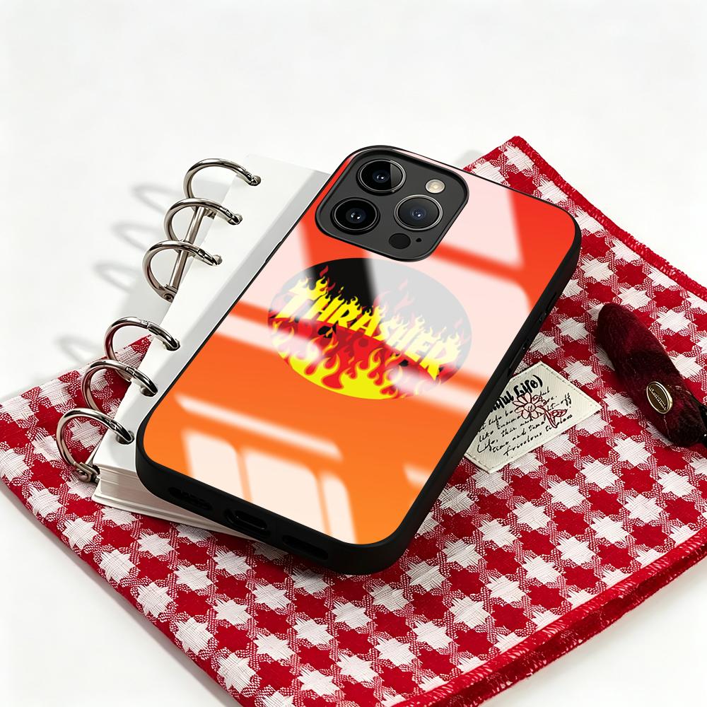 THRASHER Marka iPhone 17 16 15 - Screen Protector Film incelemesi ve fiyatı